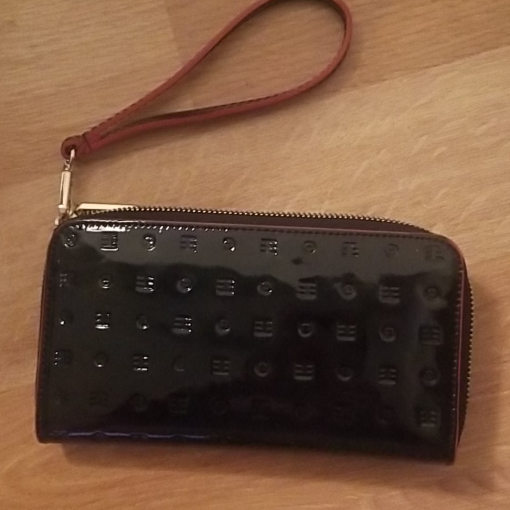 Italian black leather w/red trim zip around wallet